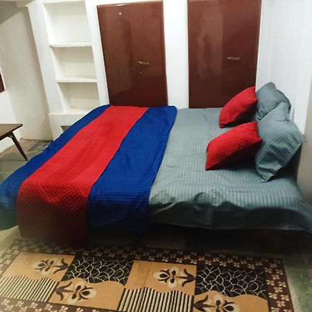 Ramaya Homestay Varanasi Exterior photo